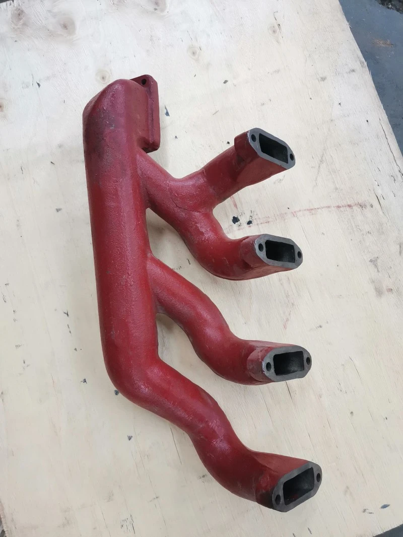 Exhaust manifold Exhaust manifold